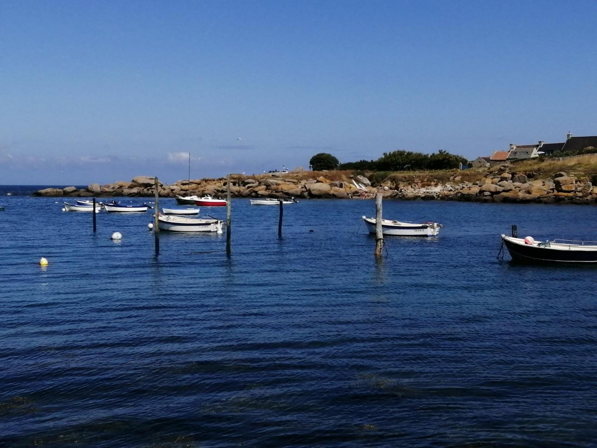 Cote West Bed & Breakfast Porspoder Bagian luar foto