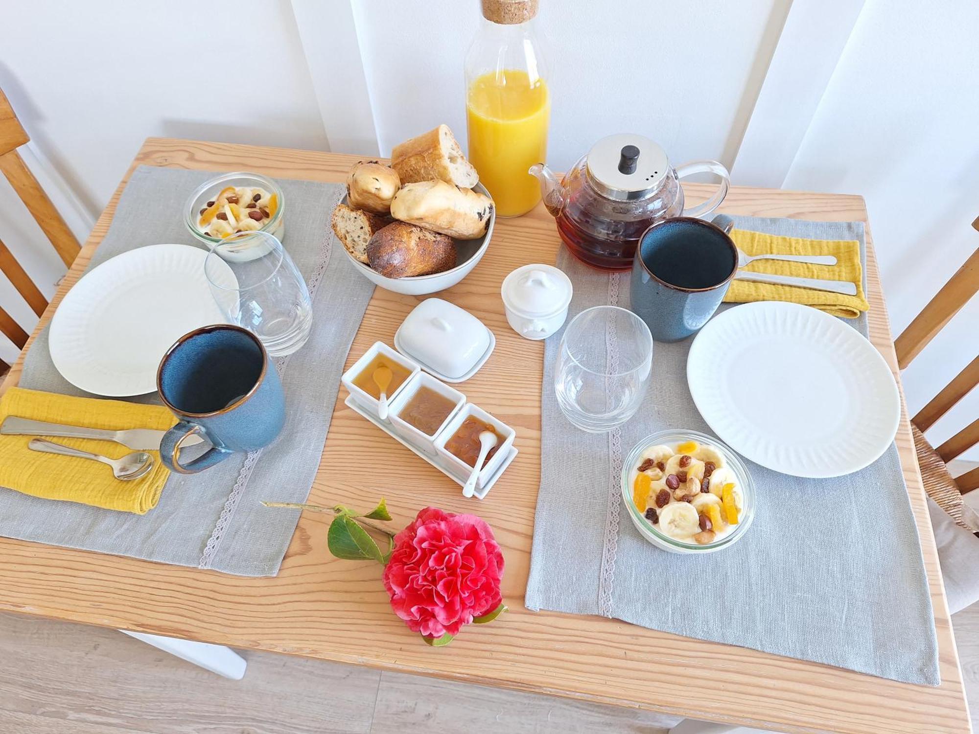 Cote West Bed & Breakfast Porspoder Bagian luar foto