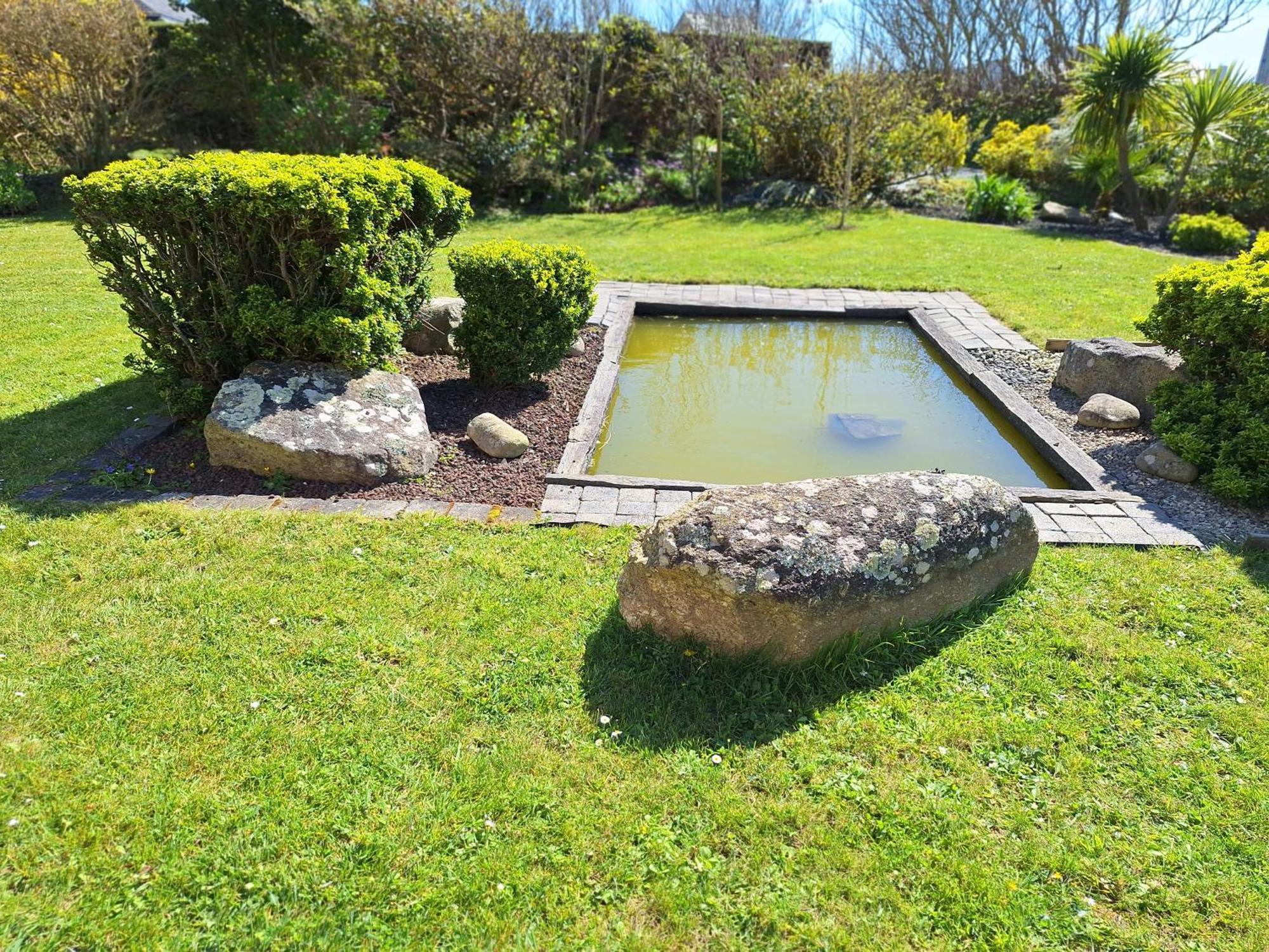 Cote West Bed & Breakfast Porspoder Bagian luar foto